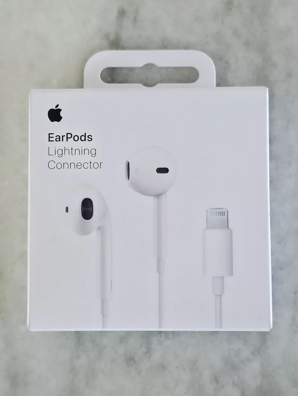 Apple | EarPods with Lightning Connector